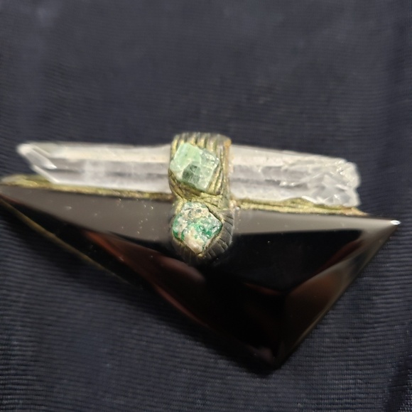 Brooch - Picture 3 of 3